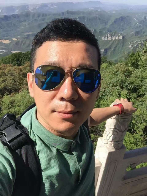 望穿秋水的第一张照片--高雄父母相亲团