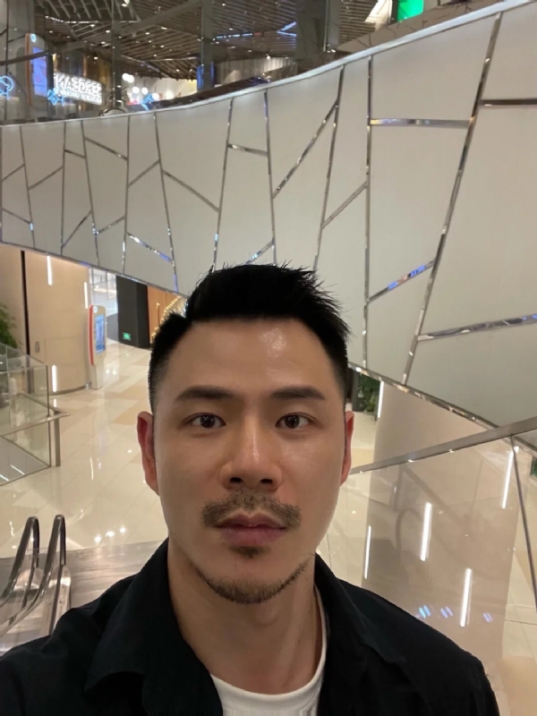 陈的第一张照片--高雄父母相亲团