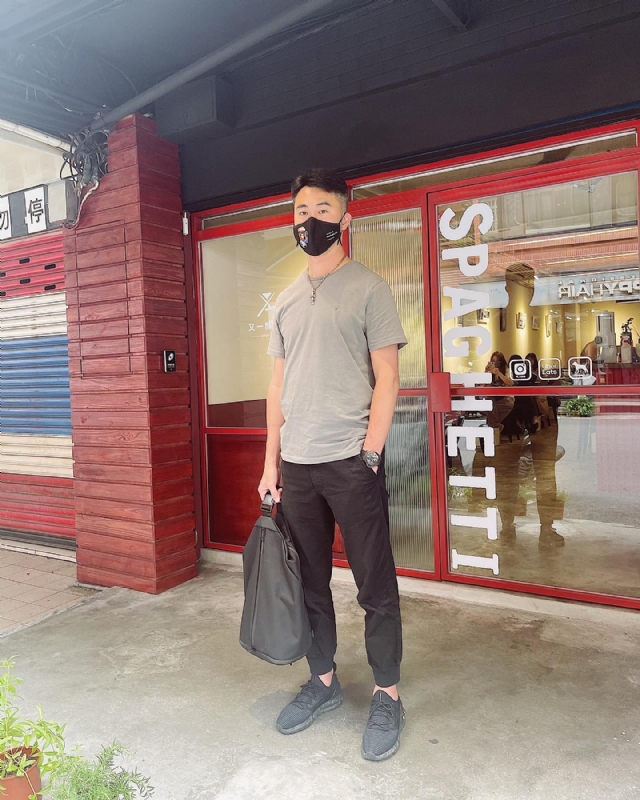 酒商安迪的第一张照片--高雄父母相亲团